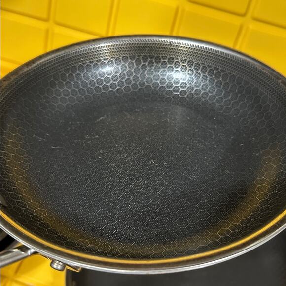 HEXCLAD 4 Piece Nonstick Stainless Steel Frying Pan Set 8 10 12 Wok $600 - Picture 10 of 11